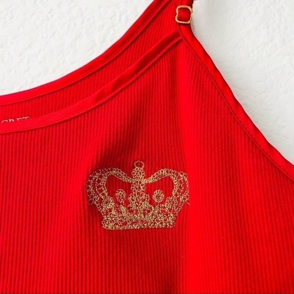 Victoria’s Secret Ribbed Spaghetti Strap Cropped Cami Lettuce Hem Top - Picture 3 of 8